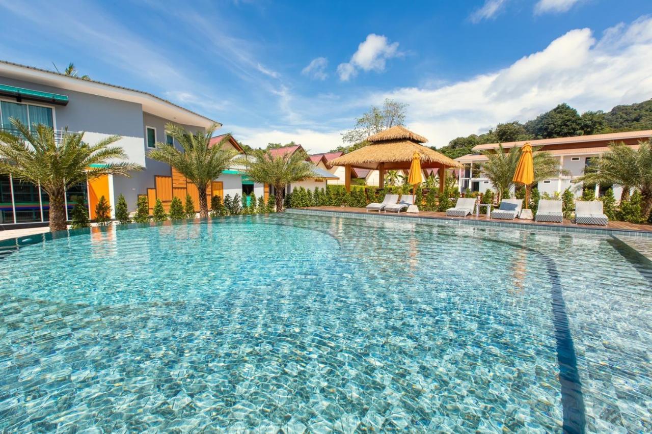 U Rip Resort Phi Phi Hotel Eksteriør billede